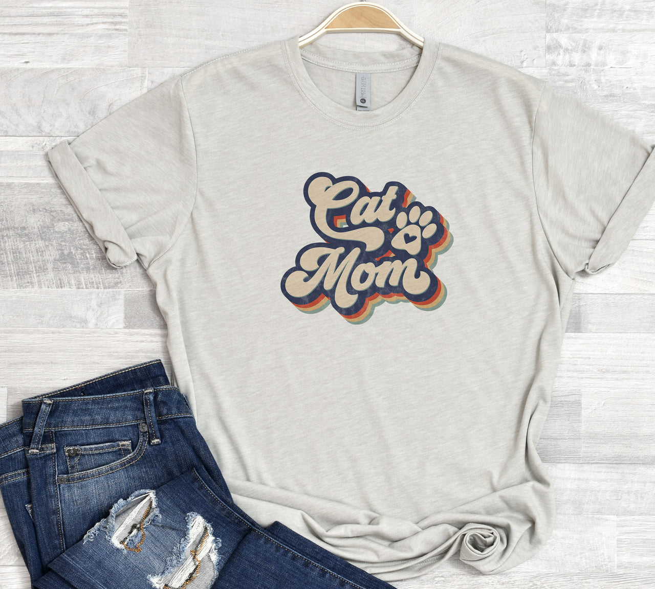 "Cat Mom" Short-Sleeved Unisex Tee
