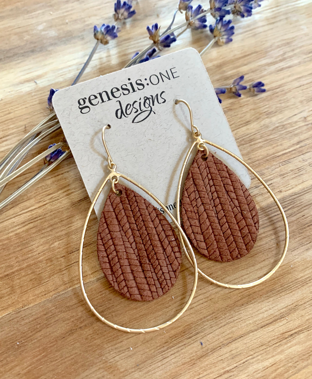 Deux Joli Teardrop Leather Earrings - Cinnamon Palm